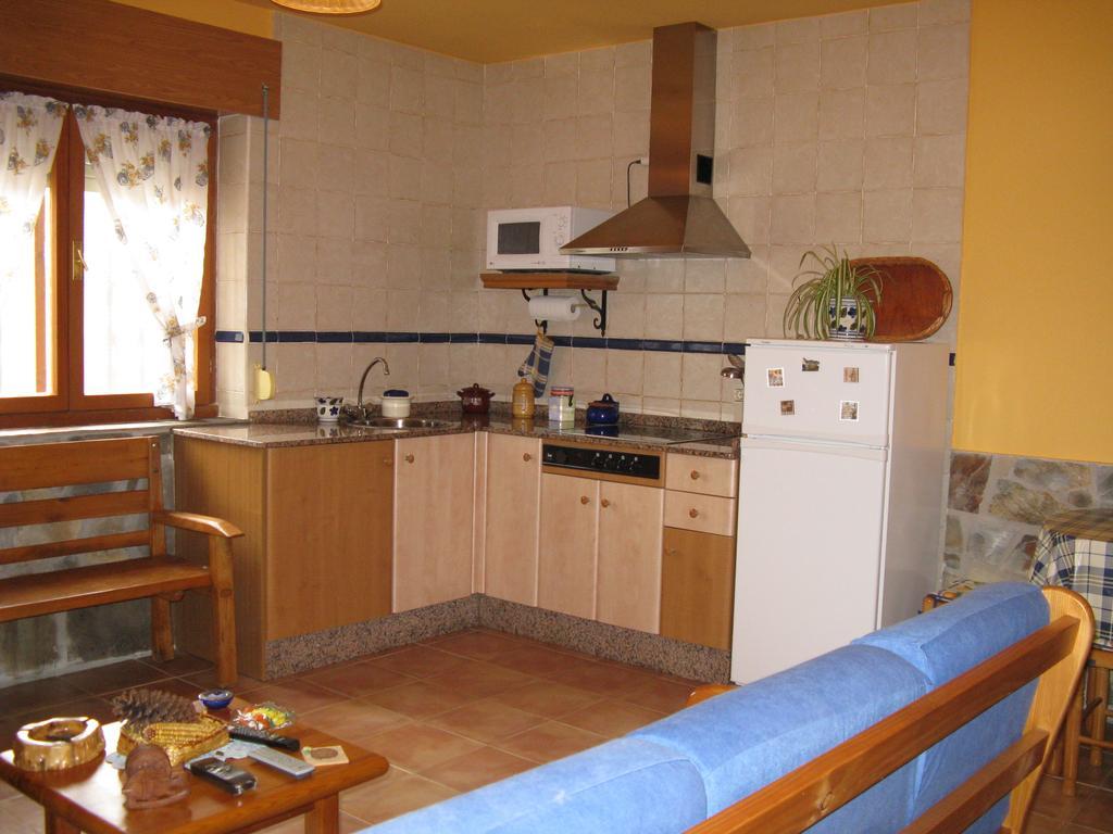 Apartamentos Rurales Casa El Caminero Merás Habitación foto